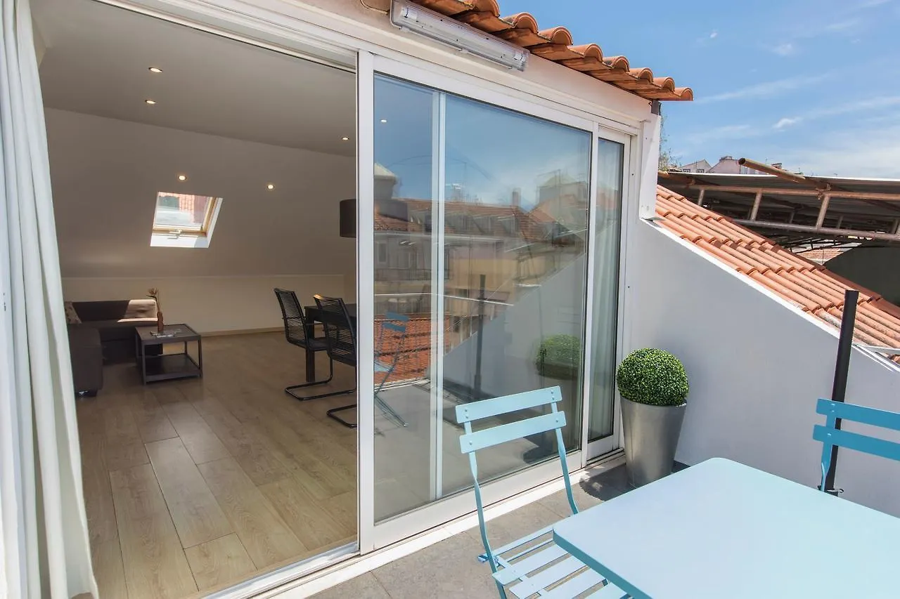 Martim Moniz Charming By Lisbon Village Apartments