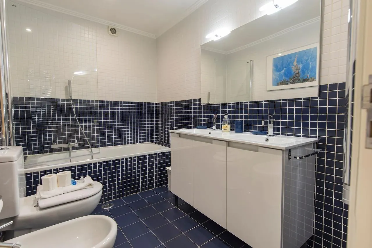 Martim Moniz Charming By Lisbon Village Apartments 0*,