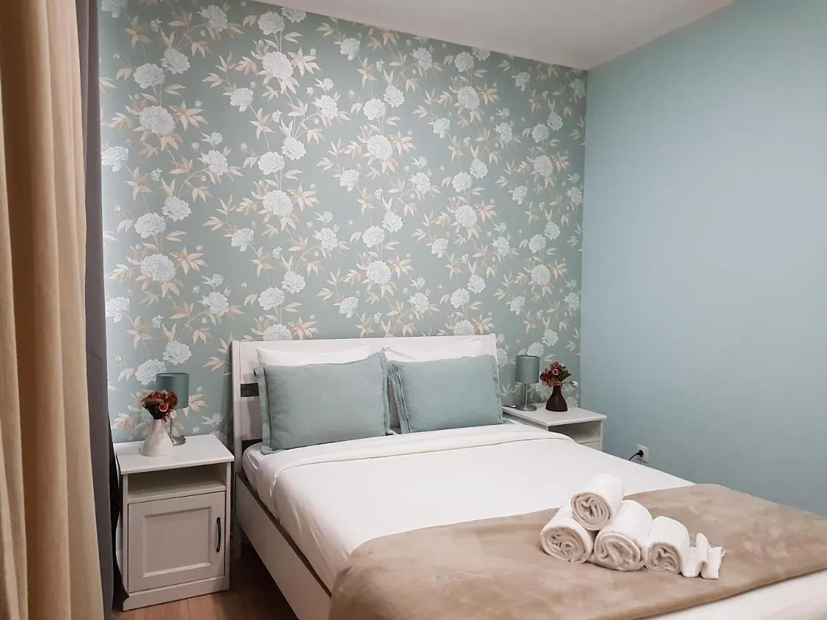 Martim Moniz Charming By Lisbon Village Apartments